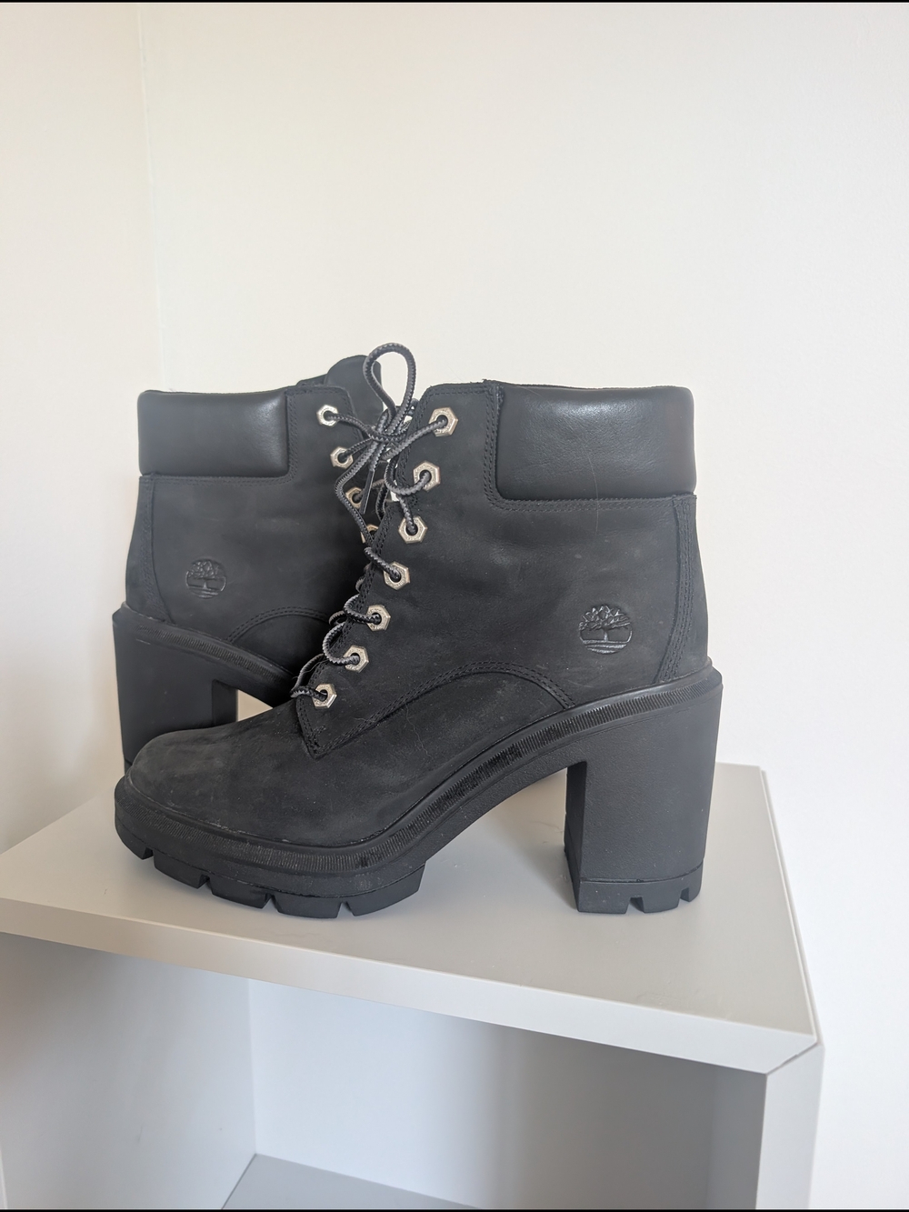 Timberland Black Lace-Up Chunk Heel Women's Boots